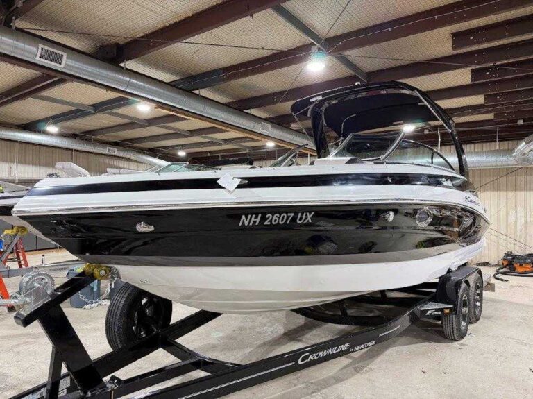 2022 Crownline 255 SS - Arch US-KIS88005H122 [photo 3]